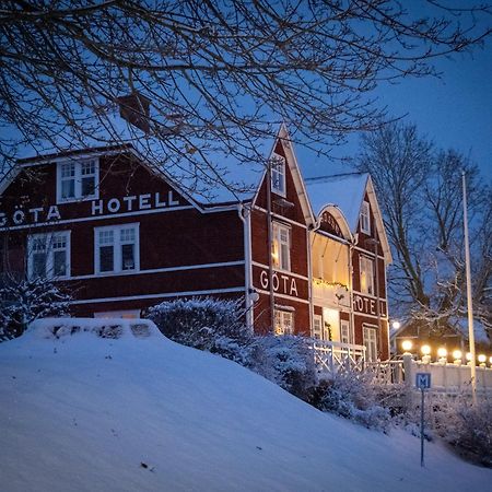 Stenkullens Gardshus Borensberg Luaran gambar